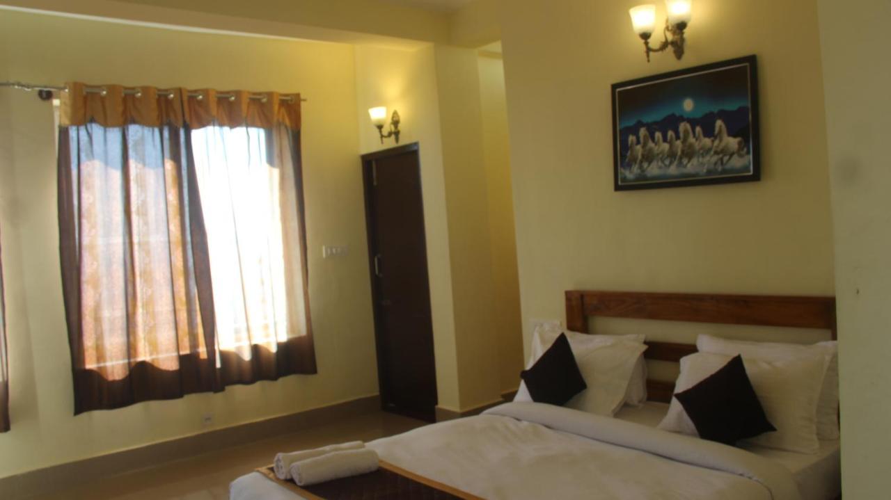 kollanoor guest house Madikeri Buitenkant foto