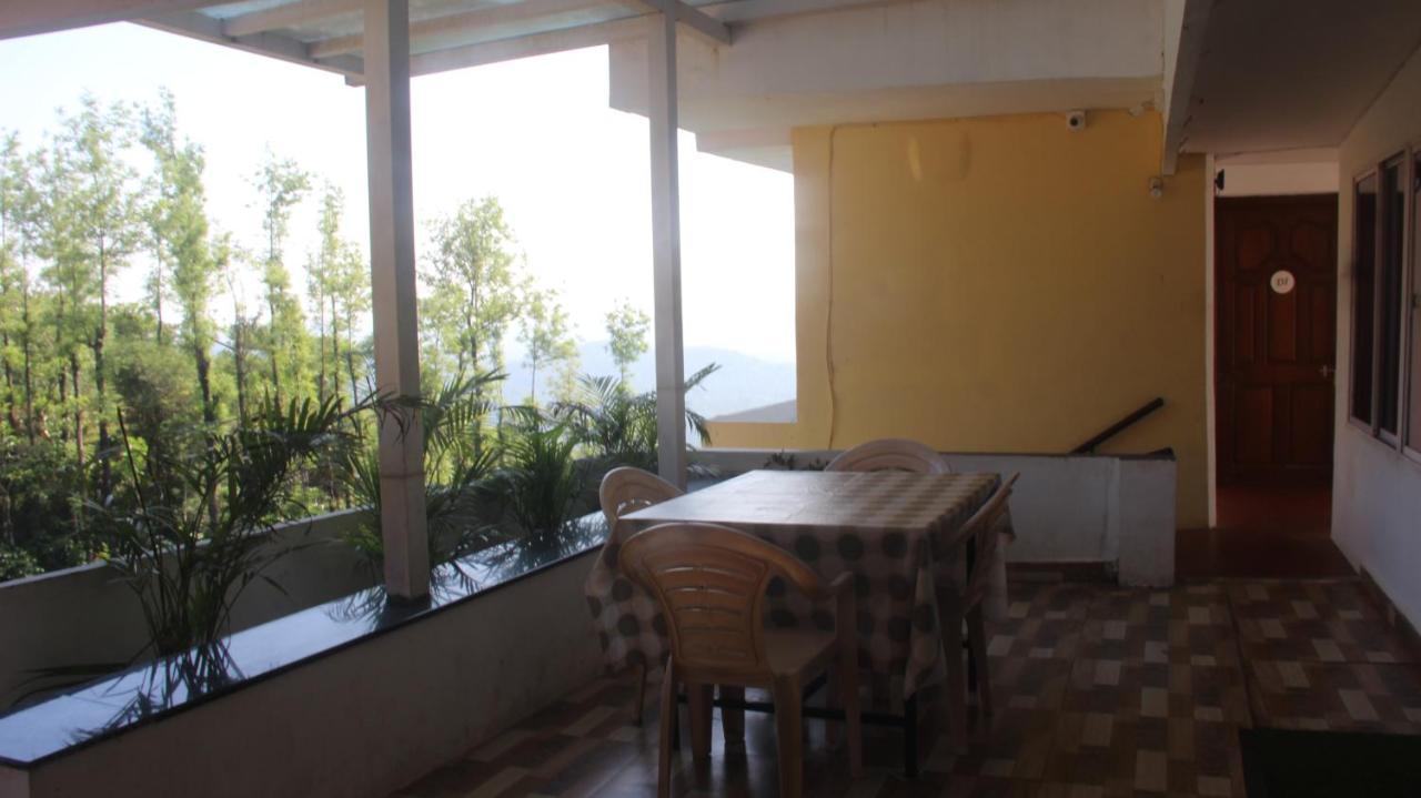 kollanoor guest house Madikeri Buitenkant foto