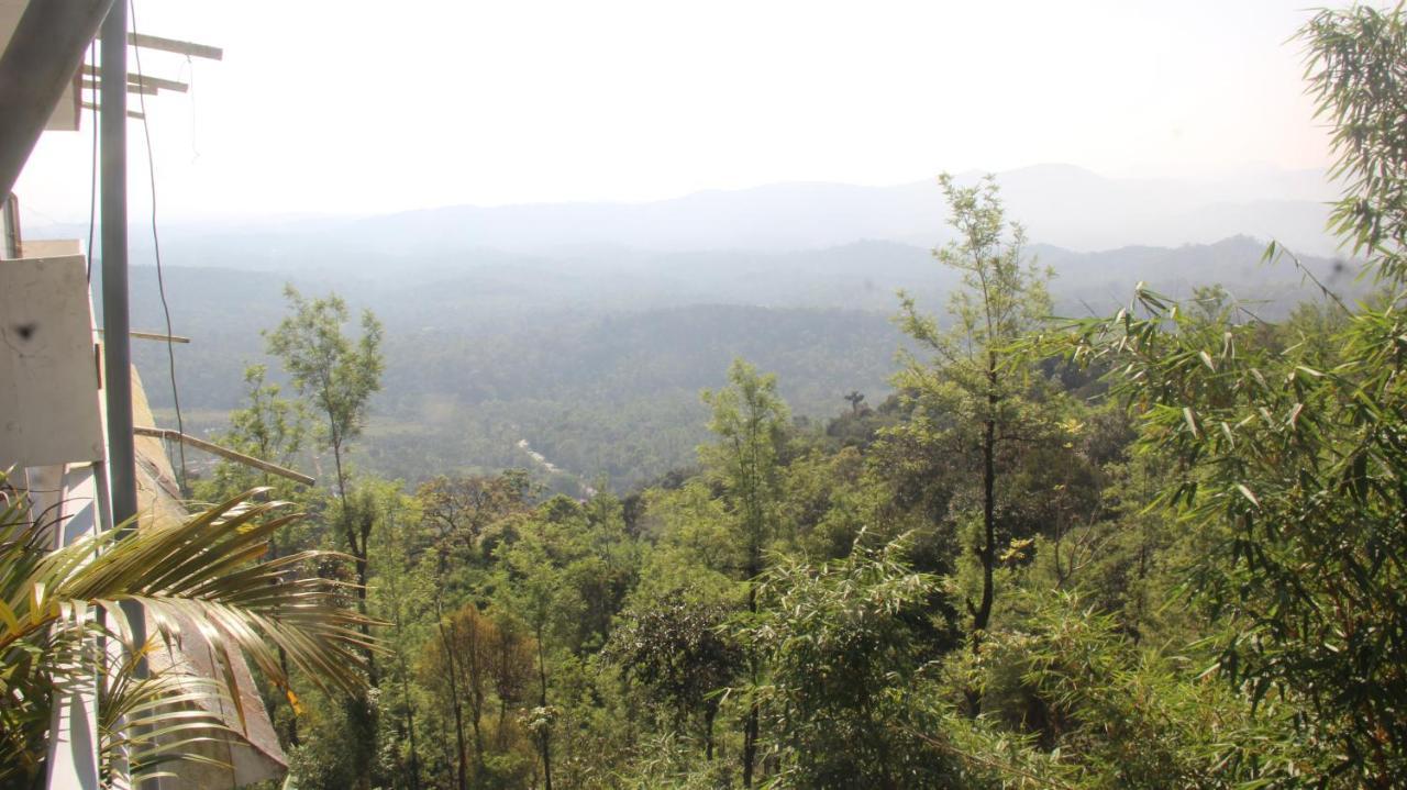 kollanoor guest house Madikeri Buitenkant foto